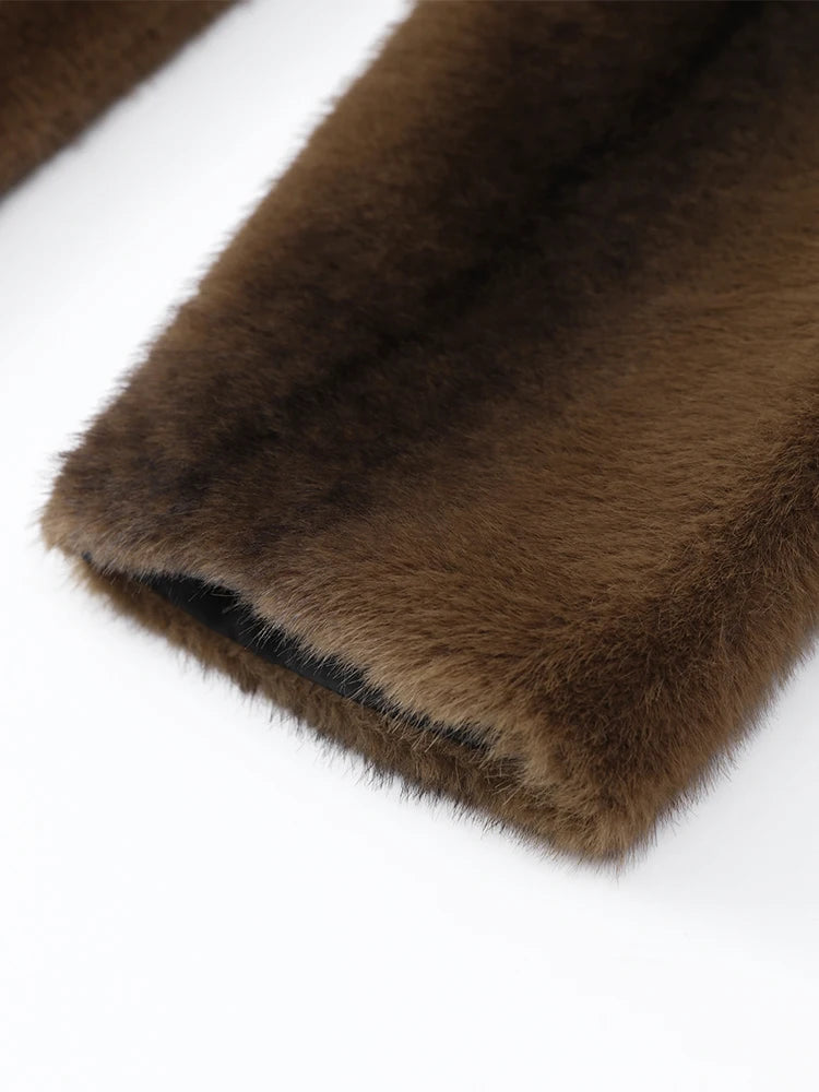 Women Faux Fur Overcoat Luxury Chic Fashion Lapel Long Sleeve Loose Fluffy Coat Lady Winter Warm Elegant Street Outerwear New